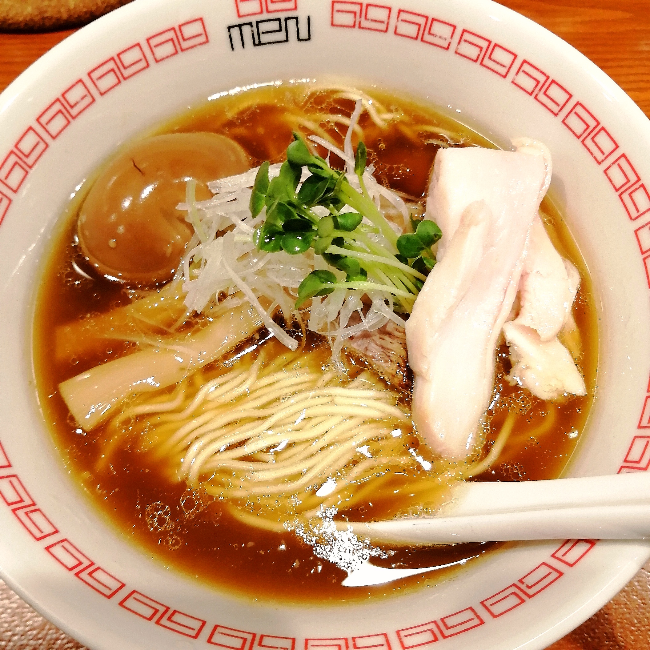六九麺・醤油六九麺