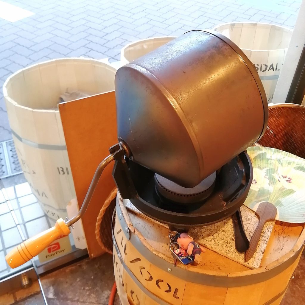 荻窪コーヒー「日本ネルドリップ普及協会の店」大坊珈琲店手回し焙煎機