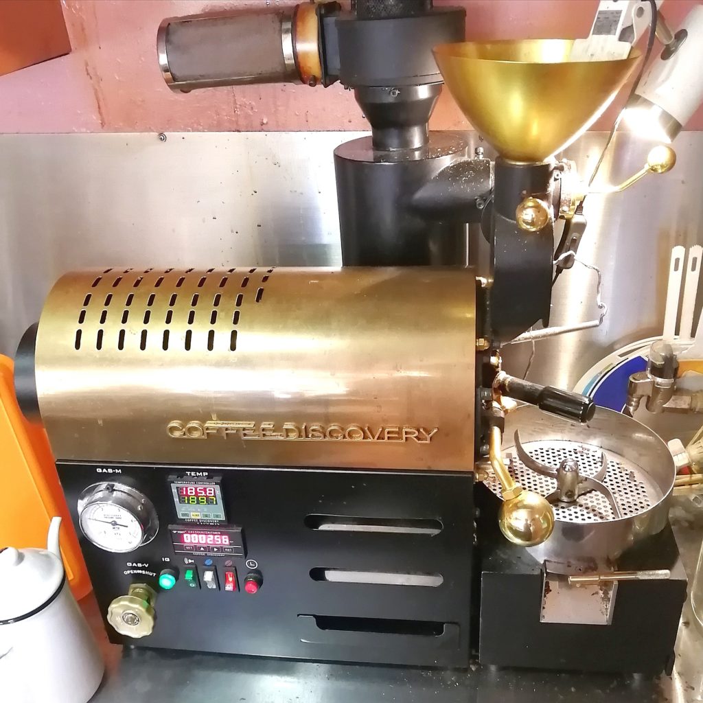 コーヒー焙煎「繁田珈琲焙煎倶楽部」ディスカバリー焙煎機