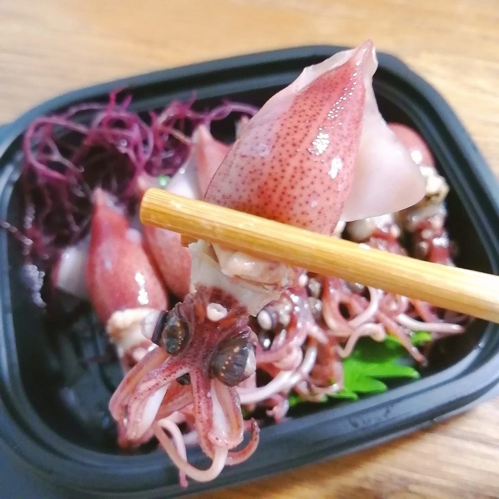 高円寺テイクアウト海鮮「貝せん」ホタルイカ・食べます