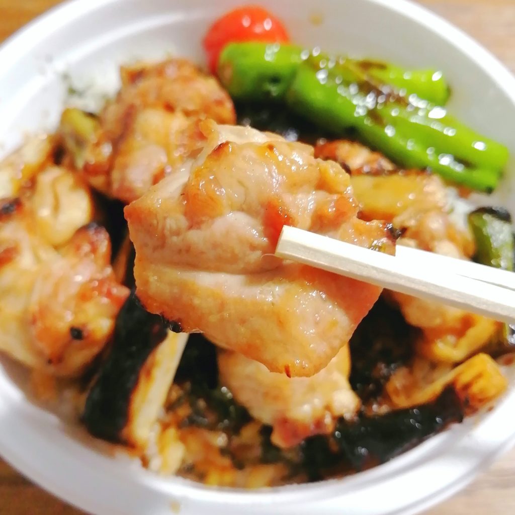 高円寺テイクアウト「出陣」焼き鳥丼食べます