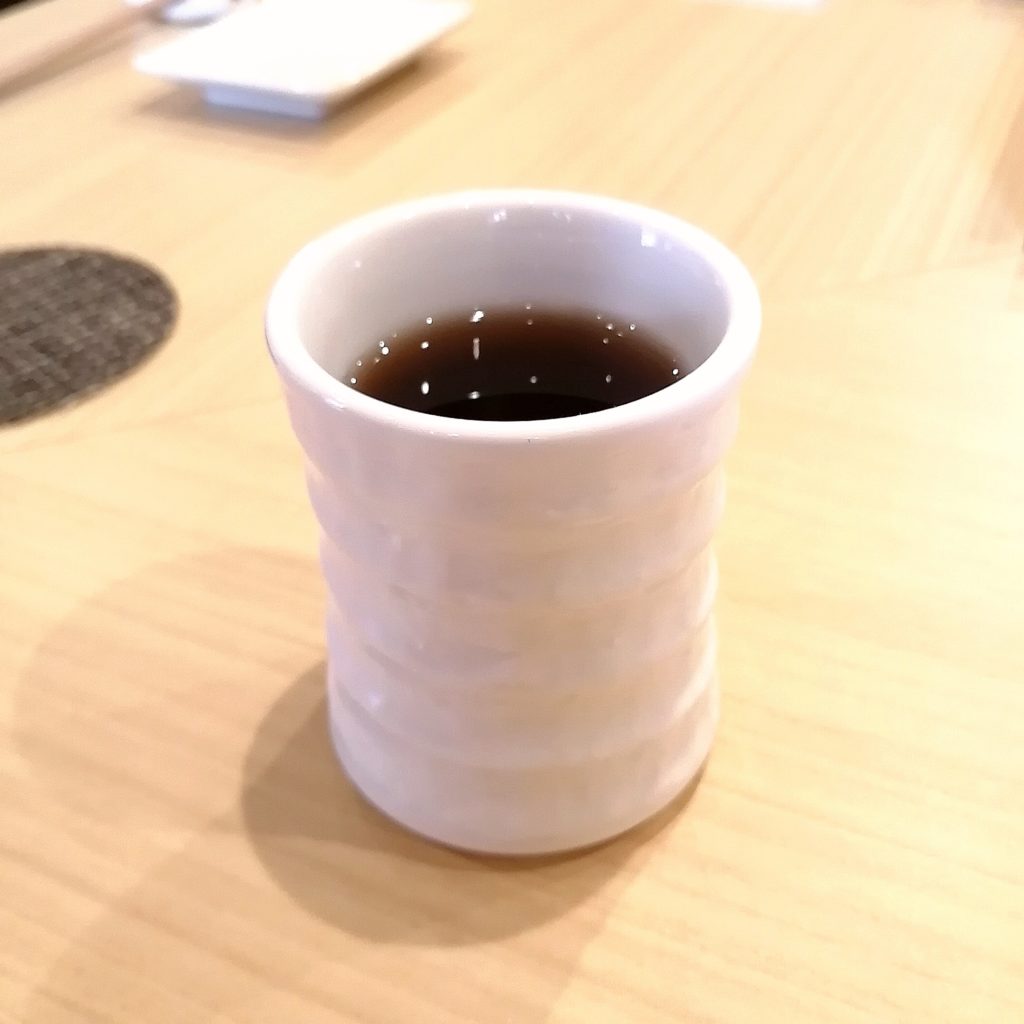 高円寺テイクアウト「マルキュウしん泉」ほうじ茶をサービス