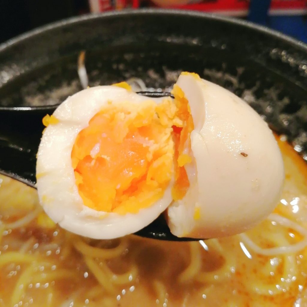 新高円寺ラーメン「じゃぐら」味玉豚骨みそラーメン・味玉