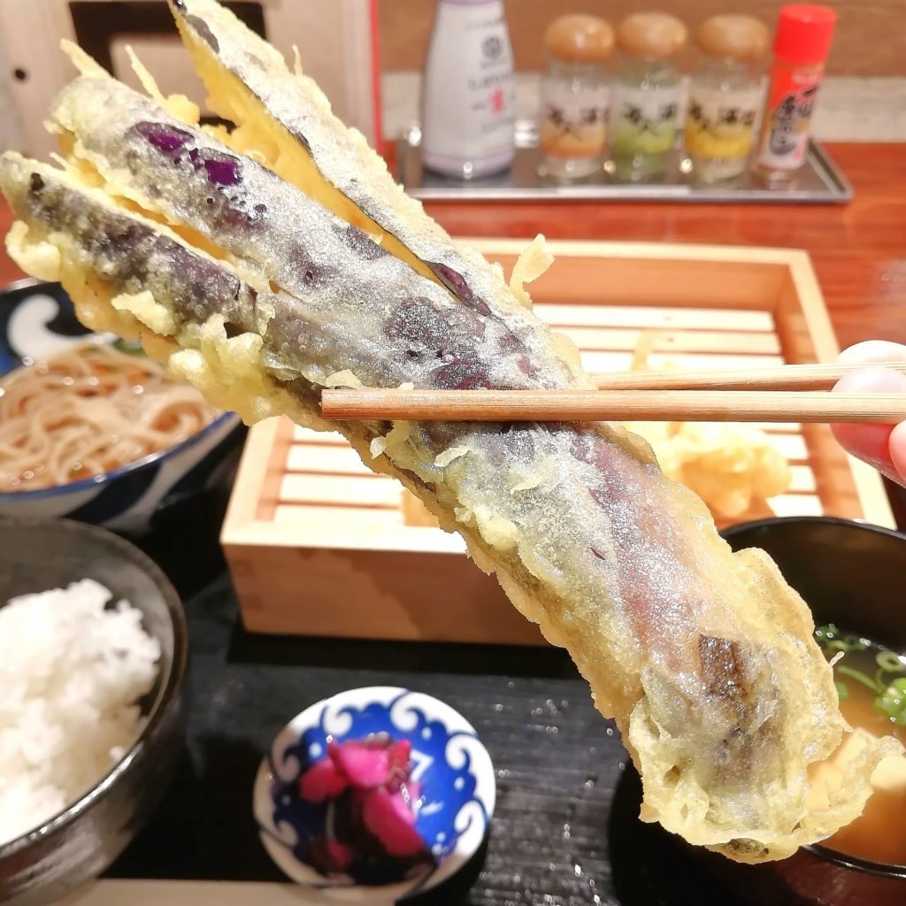 高円寺「天ぷら酒場KITSUNE」とり天定食のミニそばセット・ナス天