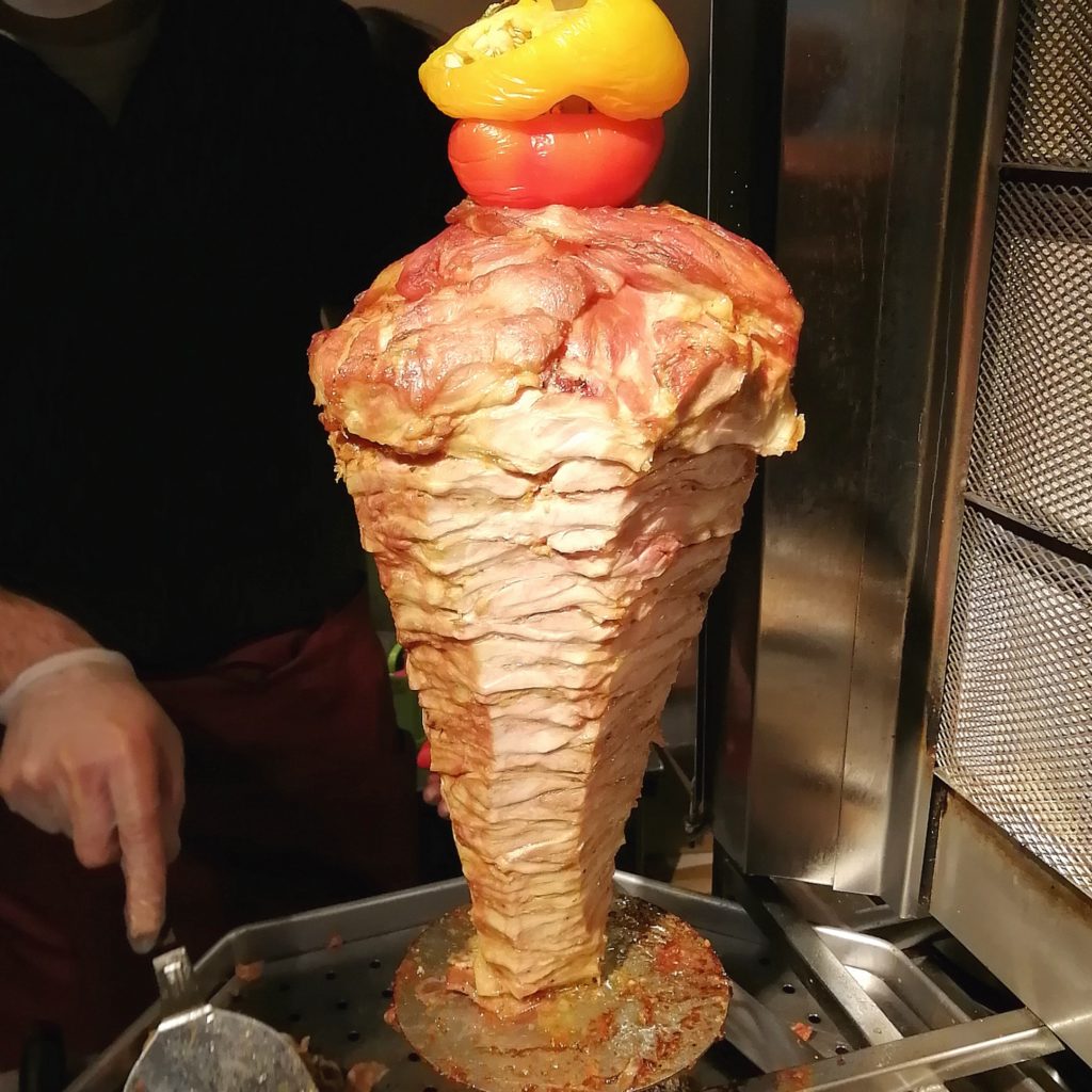高円寺ケバブ「tokyo kebab」ケバブの肉塊