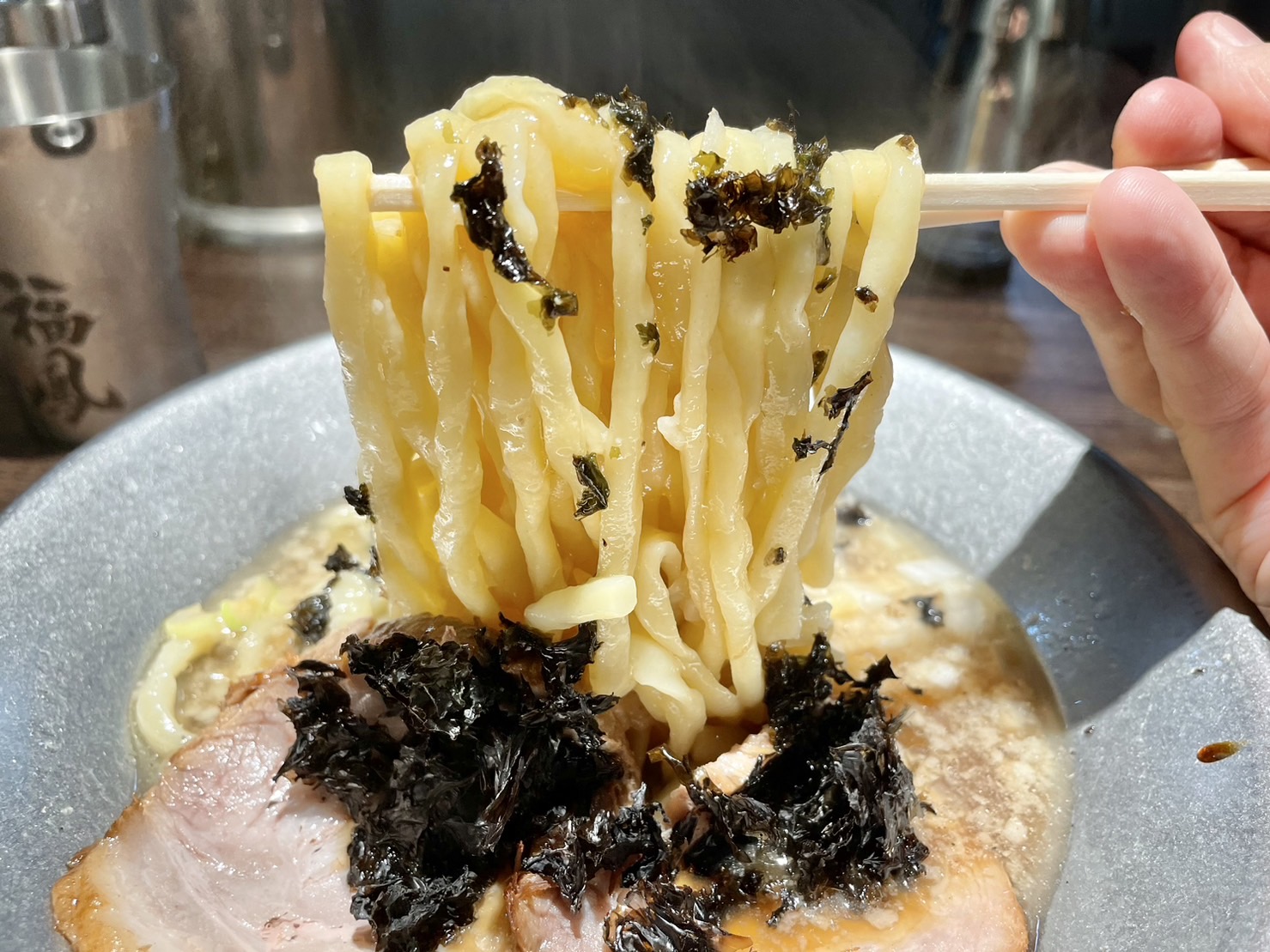 高円寺ラーメン「背油中華そば 福鳳(ふくほう)」背脂チャッチャが4段階調整可能!燕三条系ラーメン店は存在自体が街の安心感に繋がっている ...